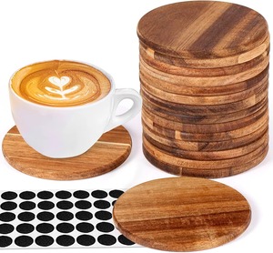 Ensemble tendance de 2 dessous-de-verre ronds en bois, écologiques et durables pour table, design de qualité supérieure, stock en gros disponible - Product Image 2
