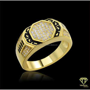 Bague signet géométrique audacieuse en argent sterling 925 avec diamant moissanite, détail central brillant et accents contrastants noirs - Product Image 2