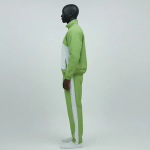 Conjunto Deportivo de Dos Piezas para Hombre, Chaqueta Cortavientos de Alta Calidad, Estilo Urbano, Logotipo Personalizado, Color Sólido, Verano, Ecológico, Ligero - Product Image 3