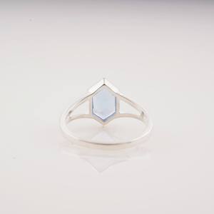 Bague de Fiançailles de Luxe Vintage en Aquamarine Hexagonale, Sertie Clos, Bague de Promesse Délicate, Pierre de Naissance de Juin, Plaqué Or 14K, Cadeau - Product Image 5