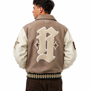 แจ็คเก็ตวาร์ซิตี้สไตล์ไฮสตรีท ปักลายแบบ Letterman บริการ OEM คอตั้ง ผ้าทอ ด้านหน้ากันลม สำหรับฤดูใบไม้ผลิ - Product Image 5