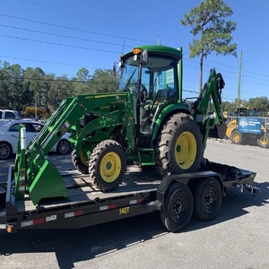Tractor de un solo eje John Deere 4052R con potente bomba de motor diseñada para condiciones agrícolas exigentes, cultivo de suelos y uso prolongado. - Product Image 2