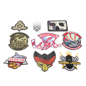 Bekleidungs verarbeitung zubehör Benutzer definierte gestickte Kleidung Patch mit Eisen oder Klett verschluss auf der Rückseite Stickerei Patch - Product Image 2