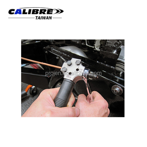 เครื่องมือบานปลายท่อเบรกคู่ ขนาด 4.75 มม. และ 3/16 นิ้ว ยี่ห้อไต้หวัน รุ่น CALIBRE ชุดอุปกรณ์บานปลายท่อเบรก ประหยัดเวลา ใช้งานได้หลากหลาย - Product Image 5