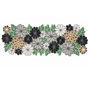 Camino de Mesa con Cuentas de Vidrio con Diseño Floral, Camino de Mesa Decorativo Ligero y Duradero para Comedor, Bodas y Uso Diario - Product Image 3