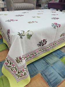 Nappe de table rectangulaire en coton imprimé de luxe classique haut de gamme, faite à la main, écologique, lavable, pour usage domestique, blanche avec motif rose et vert - Product Image 2
