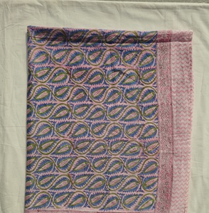 Paréo en coton imprimé à la main, motif cachemire rose et bleu, léger, pour femme, vente en gros - Product Image 1