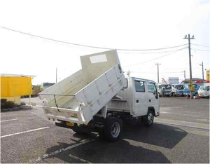 Slightly <b>Used</b> in Good Condition 2018 I S U Z U ELF TRUCK Taut Liner 8 <b>Pallet</b> Body Leather Seats - Product Image 2