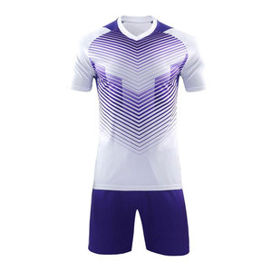 Conjunto de Uniforme de Fútbol para Hombre de Secado Rápido, Jersey y Pantalones Cortos Profesionales, Material Ligero, Perfecto para Partidos, Entrenamientos y Torneos - Product Image 1
