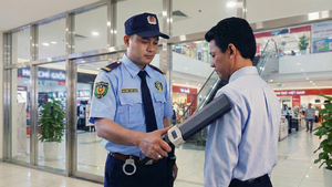 Escáner de Seguridad RFID UHF de 860 a 960 Mhz, Fabricado en Vietnam, Distancia de Lectura de 0-50 cm, Lectura de Múltiples Etiquetas - Product Image 3