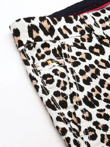 Pantalones Cortos Bermuda con Estampado de Leopardo para Hombre, Cintura Media, Estilo Casual, con Bolsillos, Tela de Poliéster Transpirable, Cierre con Botones, Pantalones Cortos de Playa - Product Image 5