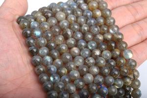 ลูกปัดลาบราดอไรต์สีเทา ของแท้จากธรรมชาติ รูปทรงกลม ครึ่งเส้น ขนาด 7.5 นิ้ว ขายส่งจำนวนมาก - Product Image 2