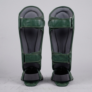 Protège-tibias professionnels en PU noirs avec fermeture élastique auto-agrippante pour la boxe – Équipement de protection léger unisexe pour adultes - Product Image 2