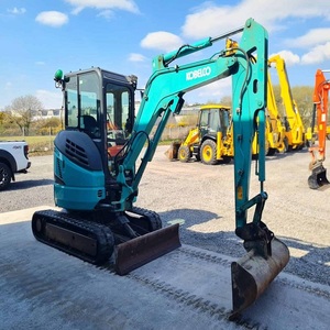 Mini-excavatrice Kobelco conçue pour les travaux d'installation, d'aménagement paysager et de fondations, avec une maniabilité pratique. - Product Image 3