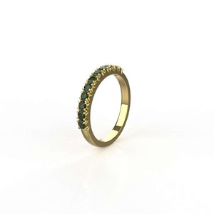 Anillo Clásico de Oro Amarillo para Mujer con Piedras Laterales de Esmeralda, Joyería para Uso Diario - Product Image 2