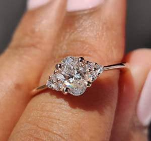 Anillo de Compromiso de Diamante Moissanite al por Mayor, 1 Quilate, Plata 925, Corte Ovalado, Sin Níquel, Sin Plomo, Anillo de Boda Clásico para Mujer - Product Image 6