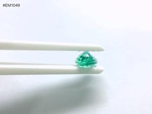 Esmeralda Verde 3A de Alta Calidad, Cristal Natural de Zambia, Corte Ovalado Facetado, 4.52ct, Gema Suelta de Alta Calidad para Anillos - Product Image 6