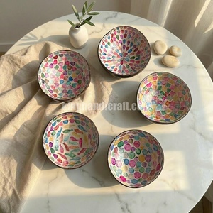 Tazón de Cáscara de Coco Hecho a Mano al por Mayor, Vajilla Orgánica Natural para Ensaladas, Smoothies, Frutas y un Estilo de Vida Saludable - Product Image 5