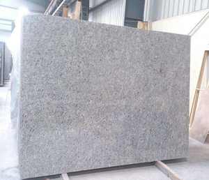 Losas de Granito Blanco Luna, Grano Fino, Piedra Natural, Superficie Pulida para Encimeras de Lujo, Pisos, Arquitectura de Interiores - Product Image 1
