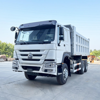 Nouveautés : Camions bennes basculantes d'occasion Sinotruck-Howo 6x4 8x4 2024 2025 en bon état de marche