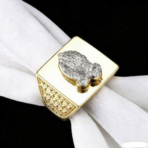 Anillo de cóctel chapado en rodio AMBER JEWELS con engaste de púas, piedra natural, diseño de cruz religiosa, unisex, para uso diario, IGI Fine - Product Image 1