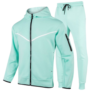Chándal unisex verde menta con capucha, sudadera con cremallera completa y bolsillos laterales, y pantalones a juego, ropa informal de otoño - Product Image 1