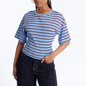 T-shirt court rayé pour femme de haute qualité, à manches courtes, col rond, coupe ajustée, tricoté, décontracté, d'été, rayures bleues et violettes, style baby top - Product Image 1