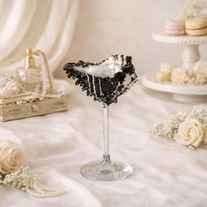 Copa de Vino de Concha Marina, Base de Cristal, Hecha a Mano, Copa de Cóctel de Concha, Vajilla Inspirada en el Océano, Decoración de Bar Costero, Regalo de Playa Único - Product Image 1