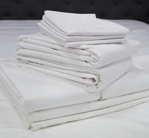 Tela Satén Lisa Transpirable 100% Algodón, 60*60s/350TC, 260 cm de Ancho, Blanca, de Alta Calidad para Ropa de Cama de Hotel - Product Image 1