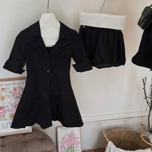 Robe trapèze classique à col noir, tissée, écologique, à imprimé floral, pour le travail et la vie quotidienne - Product Image 1