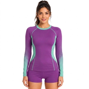Rashguard à manches longues pour femme, logo personnalisé, imprimé, pour surf et sports nautiques, protection UPF 50+ - Product Image 1