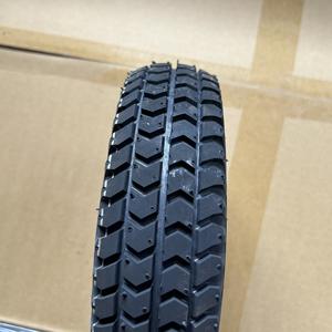 Neumático Neumático de Aire Negro Unilli 3.00-4 -225 4PR 50 PSI Hecho en Taiwán (Banda de Rodadura C154) para Scooters de Movilidad, Sillas de Ruedas y Carritos - Product Image 3