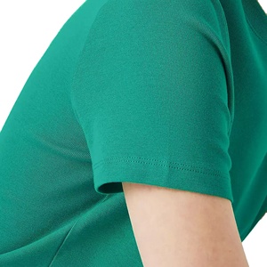 Camiseta Vintage Ecológica de Estilo Urbano Minimalista para Mujer, Diseñada para un Movimiento Relajado con Apariencia Fresca y un Toque Casual Equilibrado - Product Image 5
