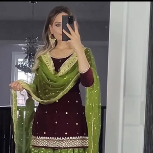 Ensemble de 3 pièces Mehendi vert : Haut et salwar dhoti en faux georgette, richement brodés avec des sequins, et dupatta - Product Image 1