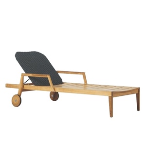 Tumbona de madera Muebles de hotel Muebles de exterior de primera calidad a precios al por mayor de Jepara Indonesia - Product Image 1