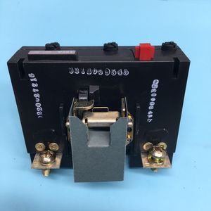 Disjoncteur à boîtier moulé SIEMENS FD63T125 I-T-E - Équipements et pièces semi-conductrices d'occasion fiables à l'échelle mondiale - Product Image 4