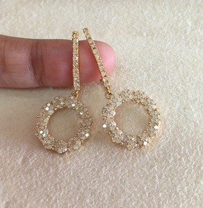 Pendientes Colgantes Circulares con Diamantes Redondos para Mujer, 1.30 Cttw, Engaste de Puntas, para Uso Diario, Plata de Ley 925, Joyería Moderna - Product Image 4