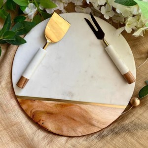 Juego de Tabla de Quesos Personalizada de Madera de Acacia con Cuchillos de Queso de Acero Inoxidable, Plato Redondo Grabado para Servir Charcutería, Regalo - Product Image 4