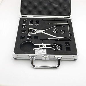Kit dentaire manuel en acier inoxydable, instruments chirurgicaux incluant un kit de barrage dentaire, un cadre et des pinces, certifié CE ISO par Grip Surgical - Product Image 6