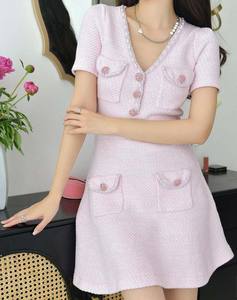 Vestido Polo Deportivo para Mujer - Tela Transpirable de Secado Rápido - Vestido de Tenis Deportivo Personalizado con Ribete en Contraste - Product Image 2