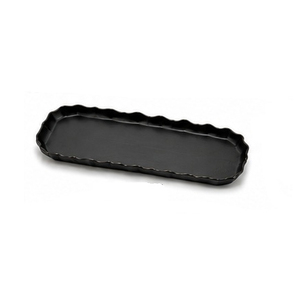 Elegante Bandeja Rectangular Negra Pintada de Grado Comercial, Acabado Sólido, Apta para Lavavajillas, Ecológica, Sostenible, Hecha a Mano - Product Image 1