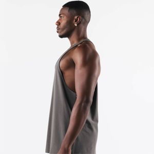 Fabricant de débardeurs pour hommes imprimés par sublimation personnalisée, fournisseur de vêtements de musculation et de débardeurs de sport en provenance du Pakistan - Product Image 6