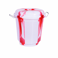 Ember Plastik PP Portabel 25L dengan Tutup Desain Marmer Putih Merah Wadah Penyimpanan Makanan Dapur Diproduksi di India