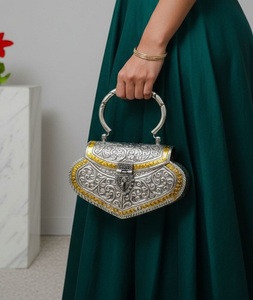 Handmade Gold-Plated <b>Silver</b> Brass Customized Clutch <b>Bag</b> Ladies Craftstages International Wedding <b>Evening</b> Party Chain Strap - Product Image 5