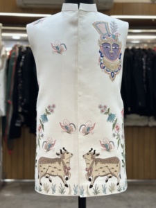 Ensemble de vêtements ethniques indo-occidentaux pour hommes, de qualité supérieure, motif géométrique noir, perles de verre, broderie à la main en fil de soie, tenue de mariage et de fête - Product Image 1