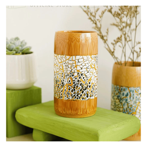 Tasse en bambou avec incrustation de nacre, artisanat vietnamien, pour la décoration de table de restaurant - Product Image 1
