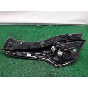 ชุดไฟท้ายด้านขวา Veloster (ภายนอก, ขวา 92402J3100) - Product Image 3