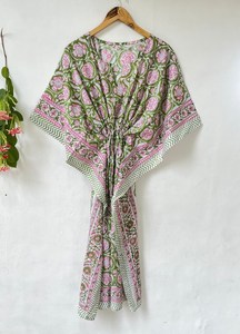 Robe longue maxi en coton imprimé à la main indienne, style kaftan, à motifs floraux, pour la plage, la nuit ou les futures mamans - Product Image 6