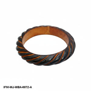 Bracelet en bois torsadé spirale sculpté à la main, style ethnique bohème, bijou vintage et tendance - Product Image 2