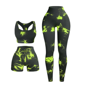 Conjunto de Yoga de 3 Piezas Estilo Urbano, Leggings con Estampado de Tigre, Top Corto Deportivo y Pantalones Cortos de Ciclismo - Product Image 5
